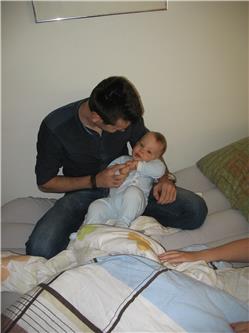 Onkel Marcus hab ich doch schon mal gesehen - der ist lustig. IMG_3035.jpg