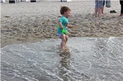 Hilfe! Vorhin kam das Wasser aber nicht so weit raus. Schnell weg hier. IMG_4528.jpg